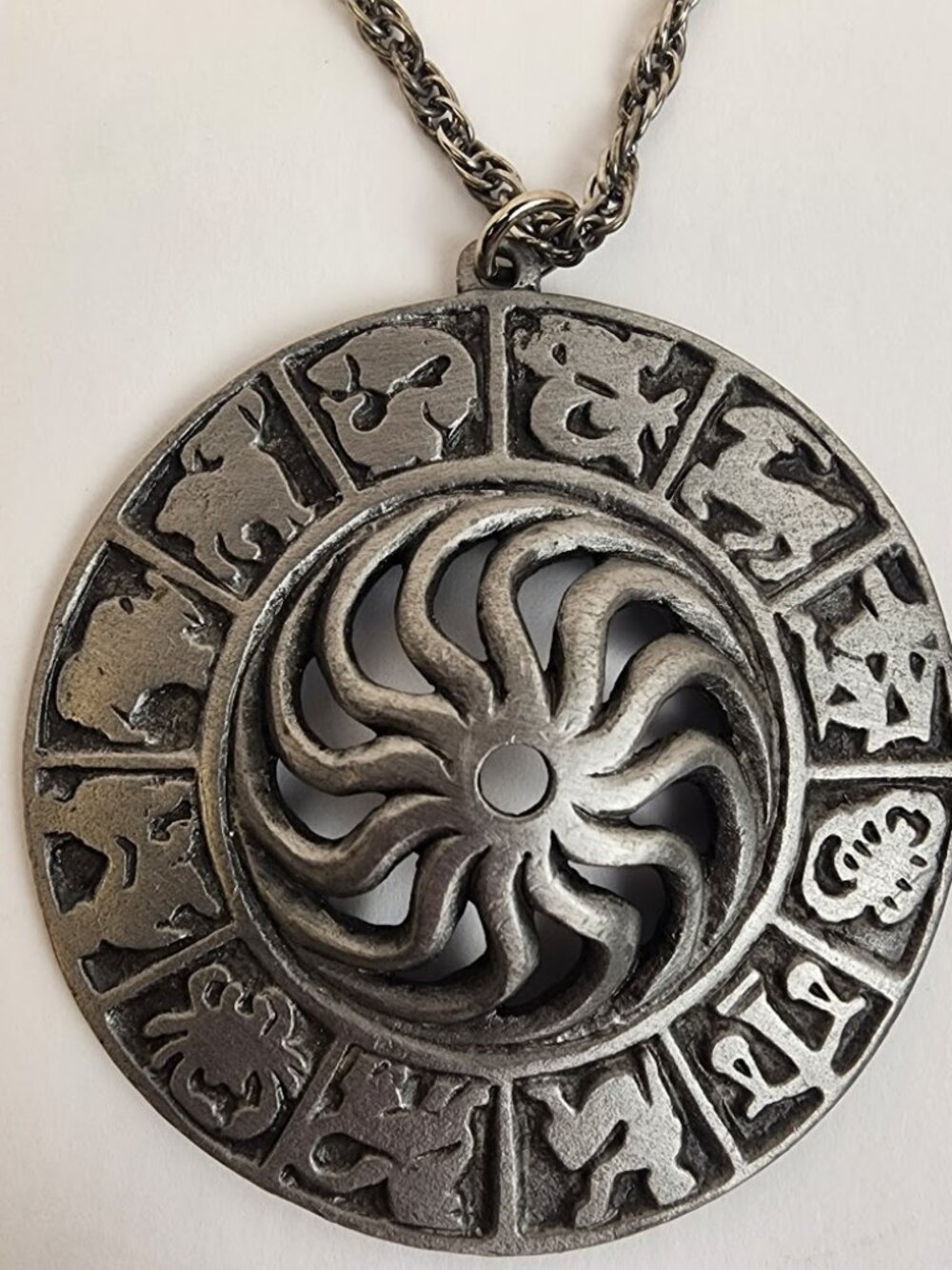 Vintage SHP Zodiac Signs Symbols Pendant Necklace Stanley Excel Cond Y2K